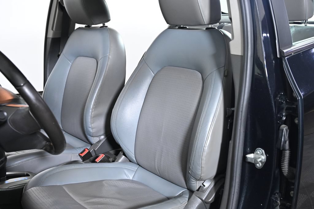 Used 2015 Chevrolet Sonic LTZ w/ Advanced Safety Package FWD image 23