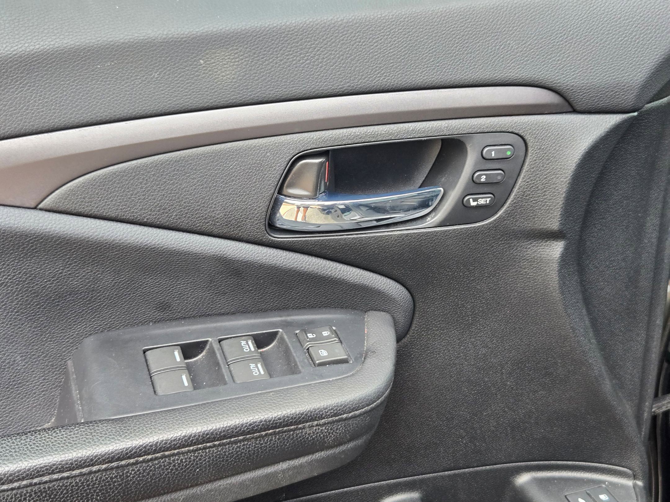 Used 2021 Honda Pilot EX-L image 11