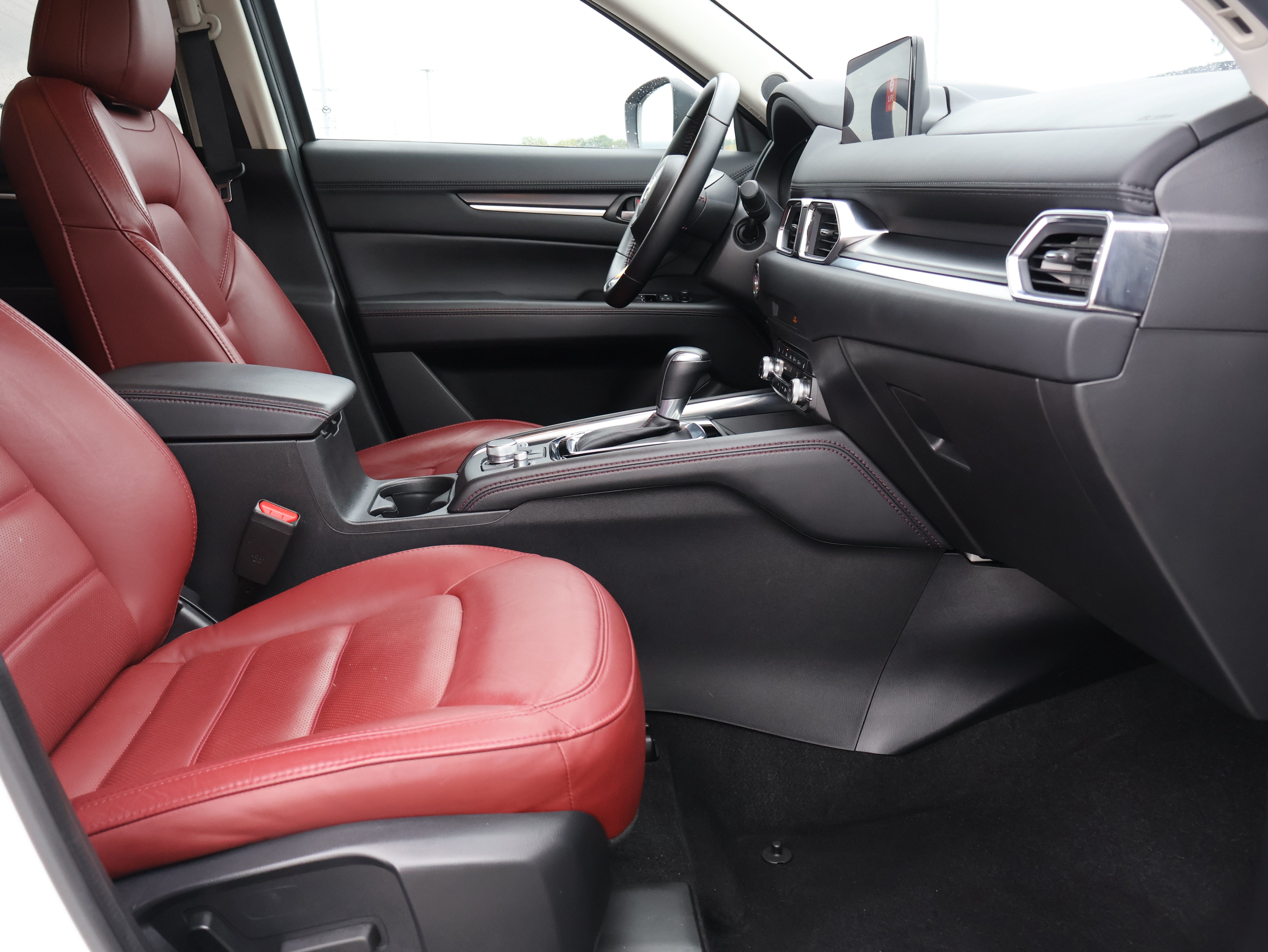 Used 2025 MAZDA CX-5 Carbon Edition AWD/4WD image 8