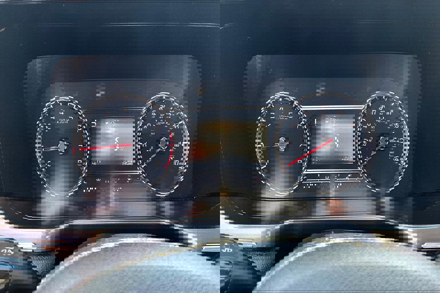 Used 2022 Kia Sorento LX image 24