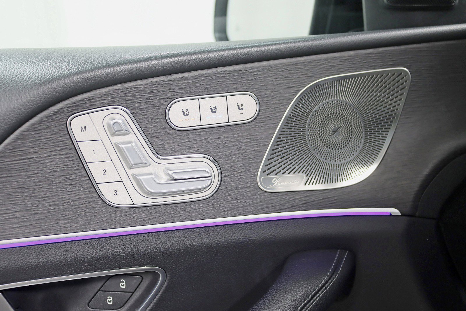 Used 2022 Mercedes-Benz GLS 450 4MATIC w/ AMG Line Exterior image 40