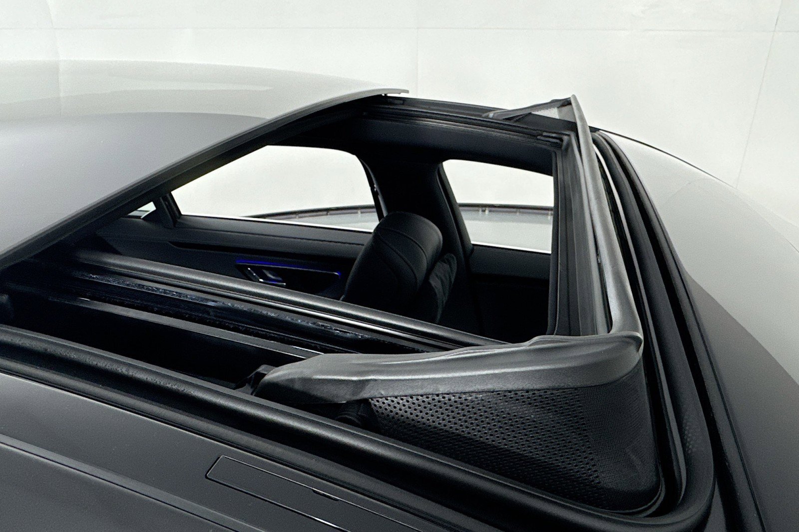New 2026 Mercedes-Benz S 500 4MATIC image 21