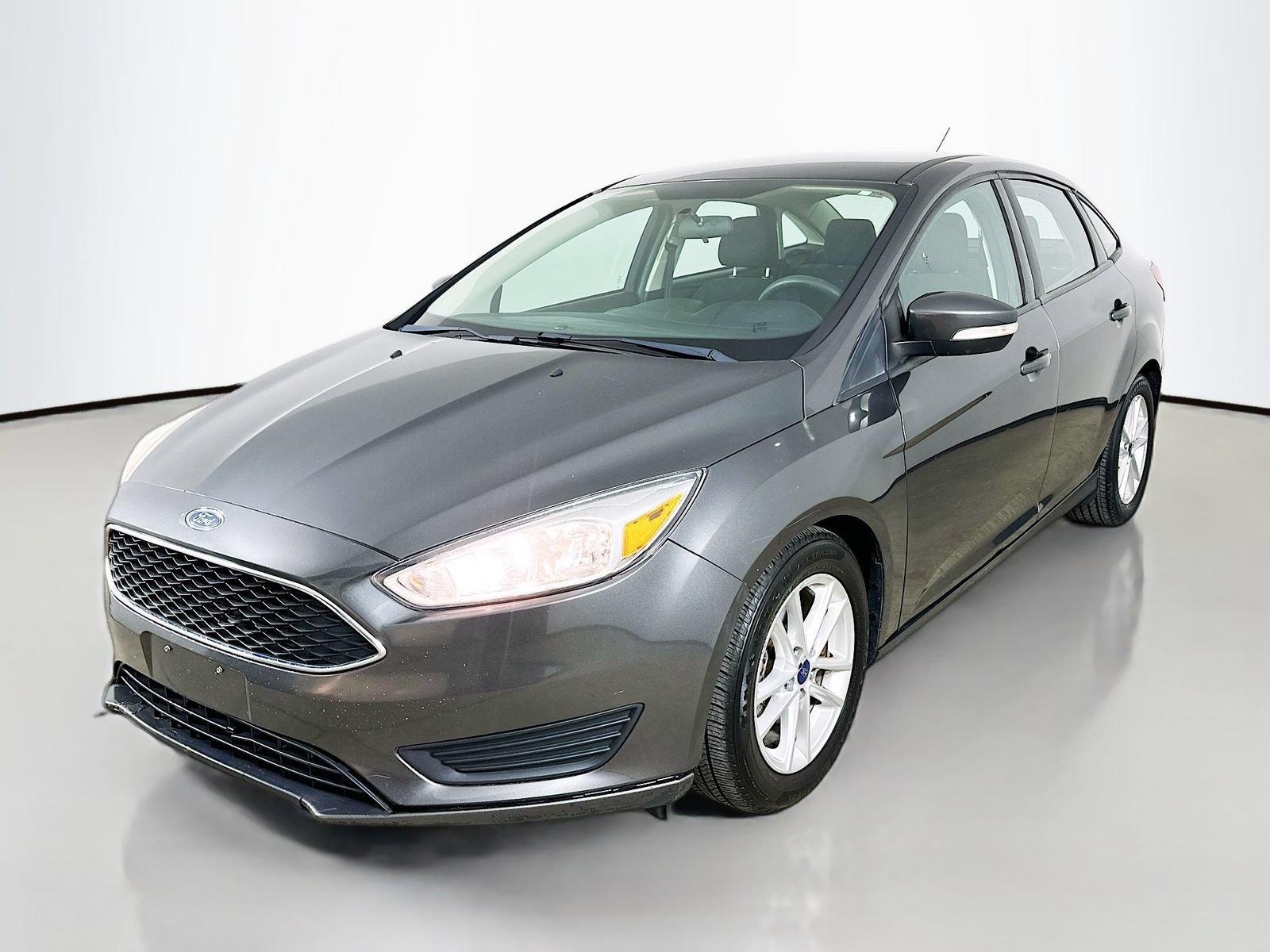 Used 2016 Ford Focus SE