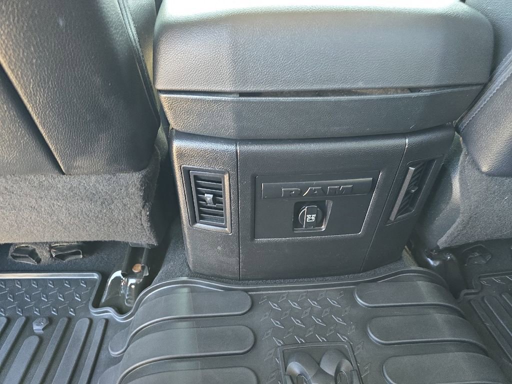 Used 2018 RAM 1500 Sport w/ Sport Premium Group image 16