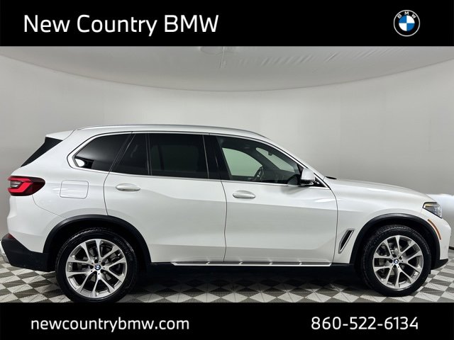 Used 2021 BMW X5 xDrive40i w/ Executive Package image 8