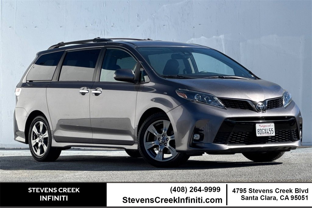 Used 2018 Toyota Sienna SE