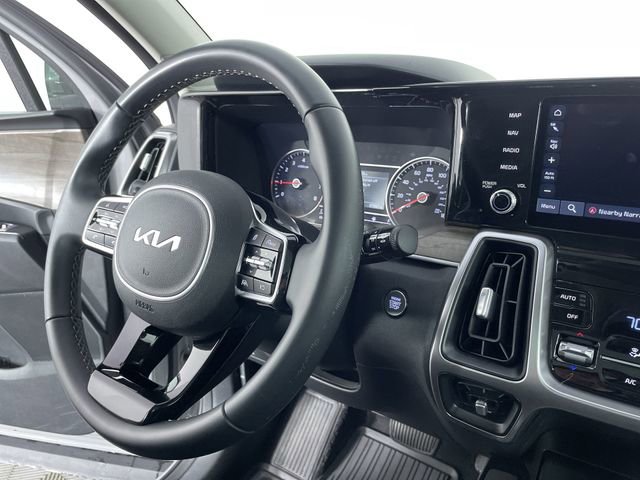 Used 2022 Kia Sorento S w/ Panoramic Sunroof Package AWD/4WD image 28