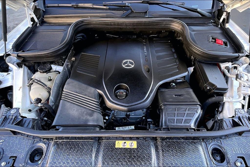 Used 2022 Mercedes-Benz GLS 450 4MATIC image 30