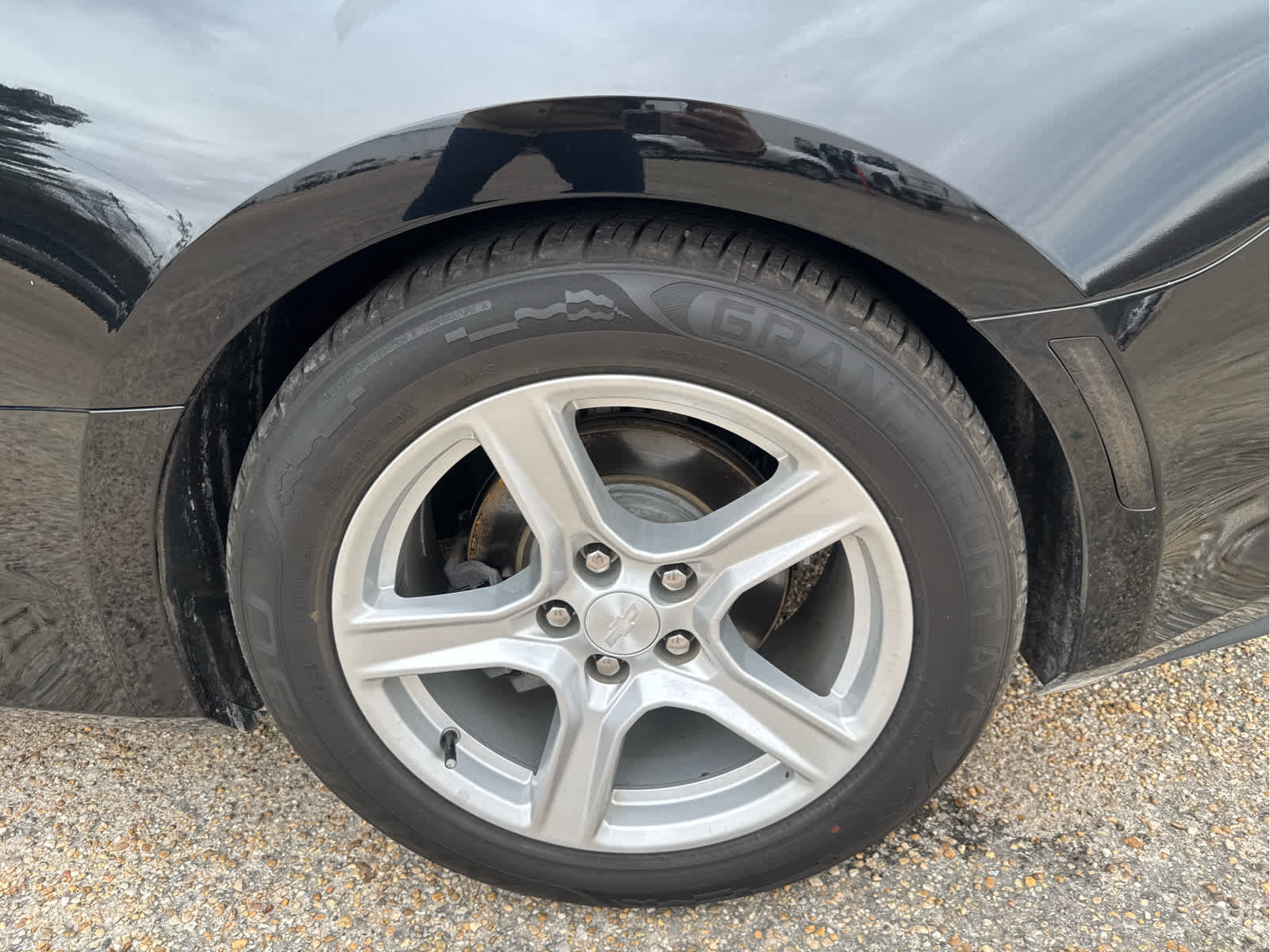 Used 2018 Chevrolet Camaro LS image 16