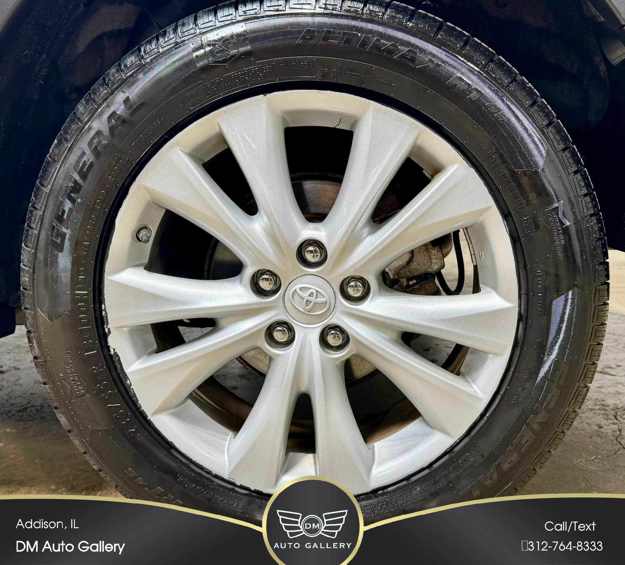 Used 2013 Toyota RAV4 Limited AWD/4WD image 14
