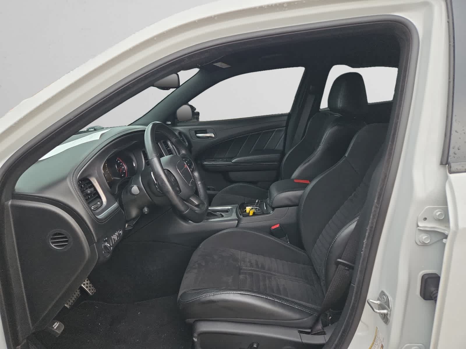 Used 2022 Dodge Charger Scat Pack w/ Daytona Edition Group RWD image 9