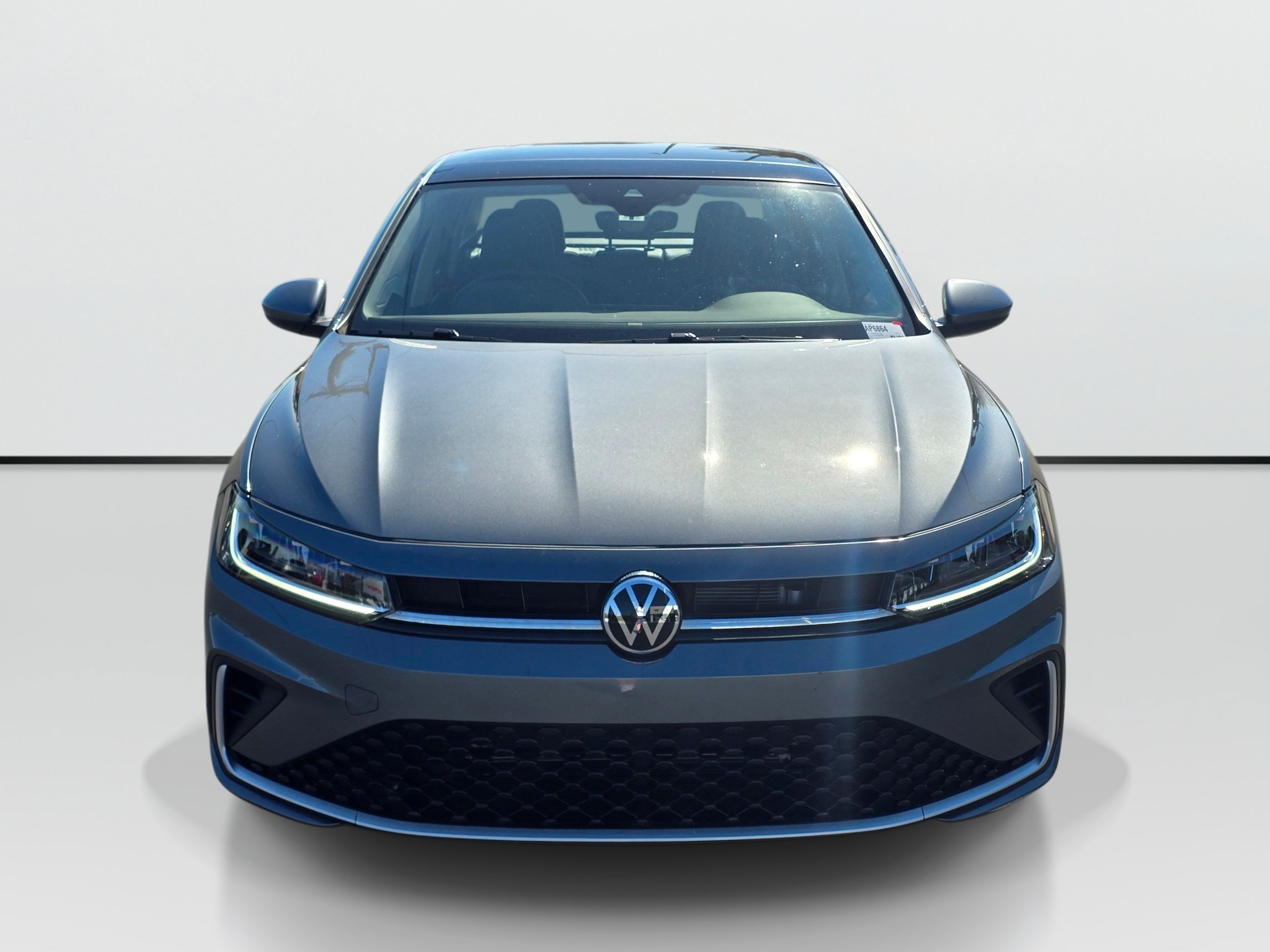 Used 2025 Volkswagen Jetta SE w/ Sunroof Package FWD image 8