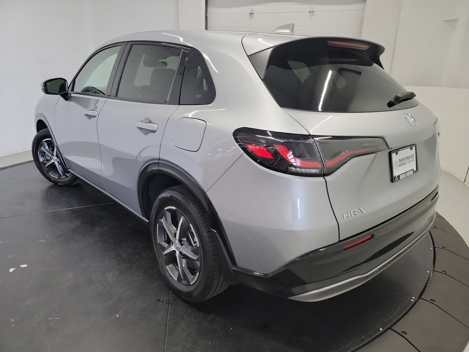 Certified 2025 Honda HR-V EX-L image 6