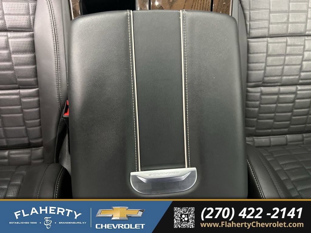 Used 2023 Cadillac Escalade Premium Luxury Platinum w/ LPO, Radiant Package image 34