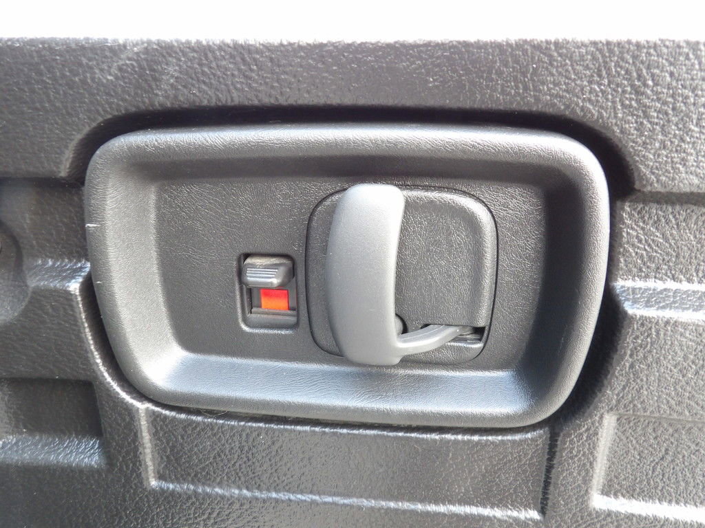 Used 2022 Chevrolet Express 2500 Extended w/ Driver Convenience Package image 27