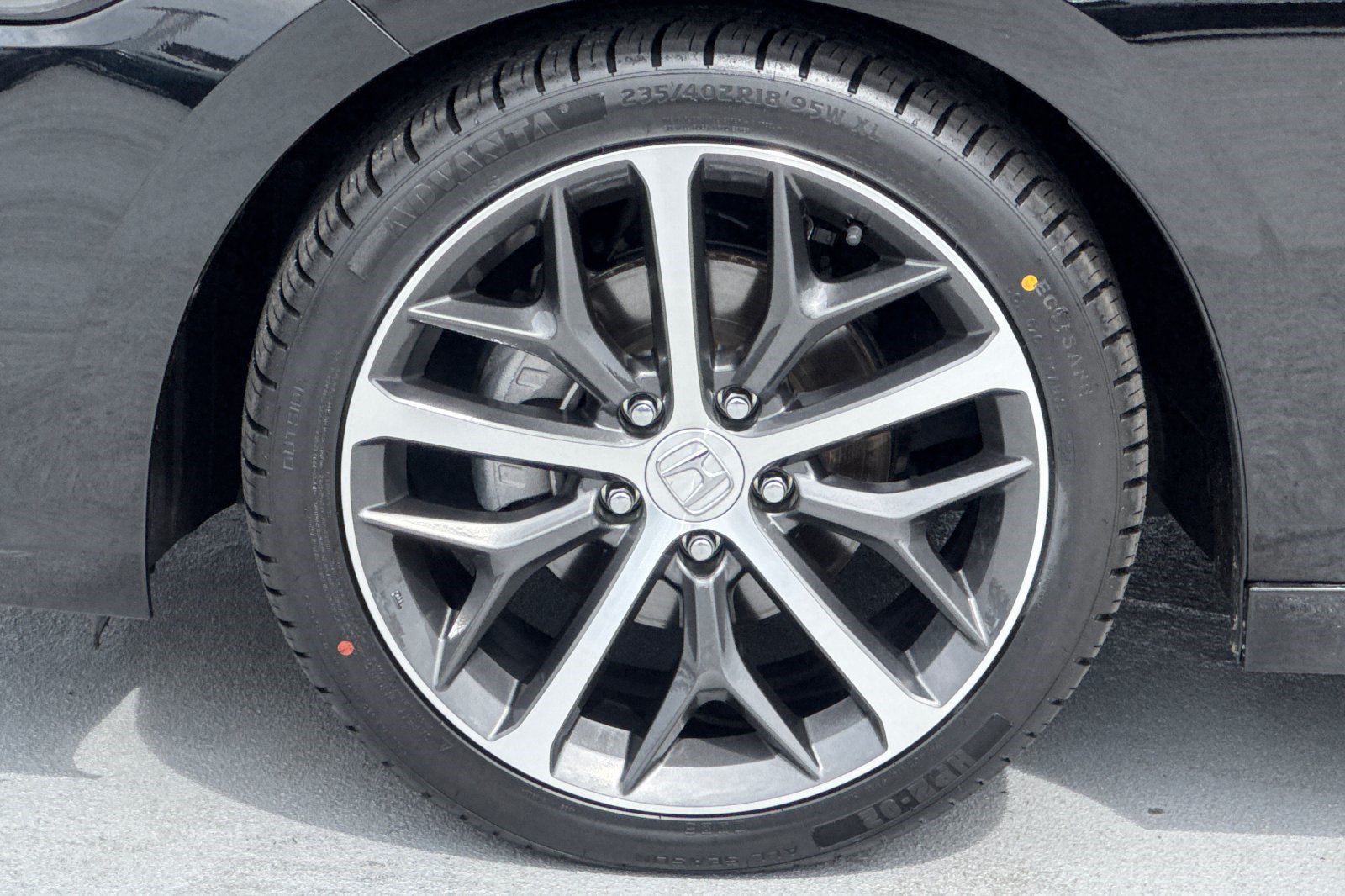 Used 2022 Honda Civic Touring image 12