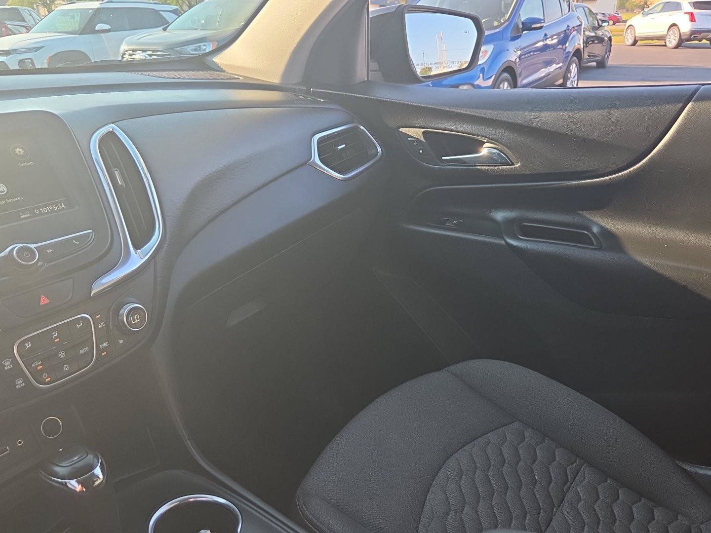 Used 2019 Chevrolet Equinox LT FWD image 17