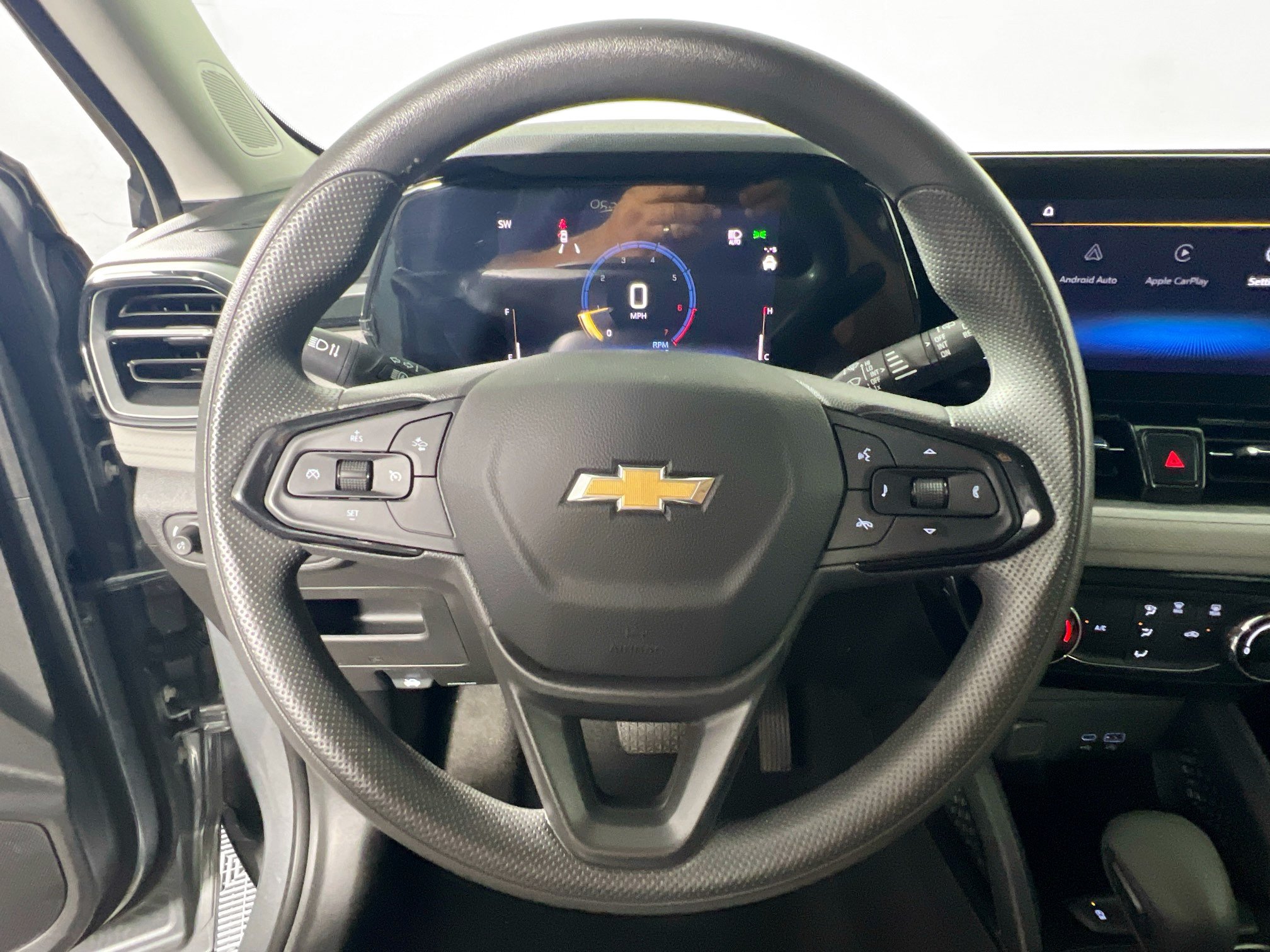Used 2024 Chevrolet TrailBlazer LT FWD image 15