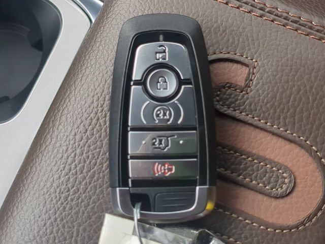 Certified 2024 Ford Explorer King Ranch w/ Technology Package AWD/4WD image 31