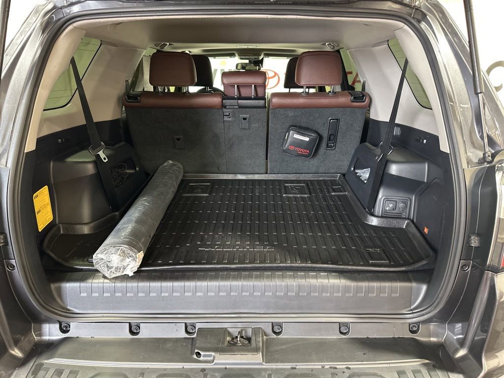 Used 2023 Toyota 4Runner Limited image 18