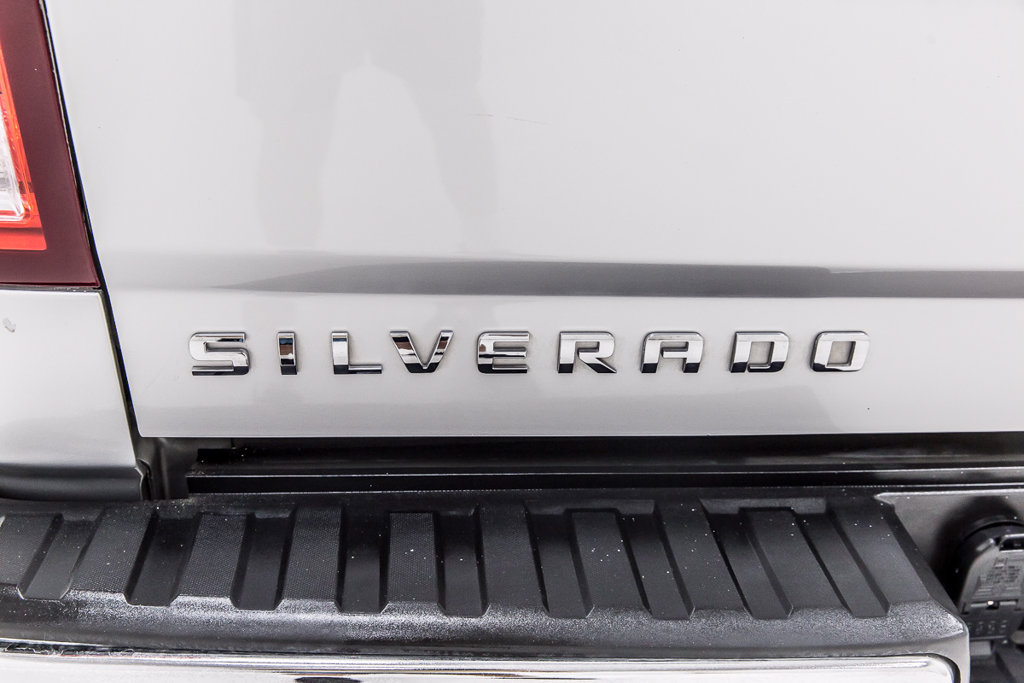 Used 2018 Chevrolet Silverado 1500 LTZ w/ Texas Edition RWD image 10