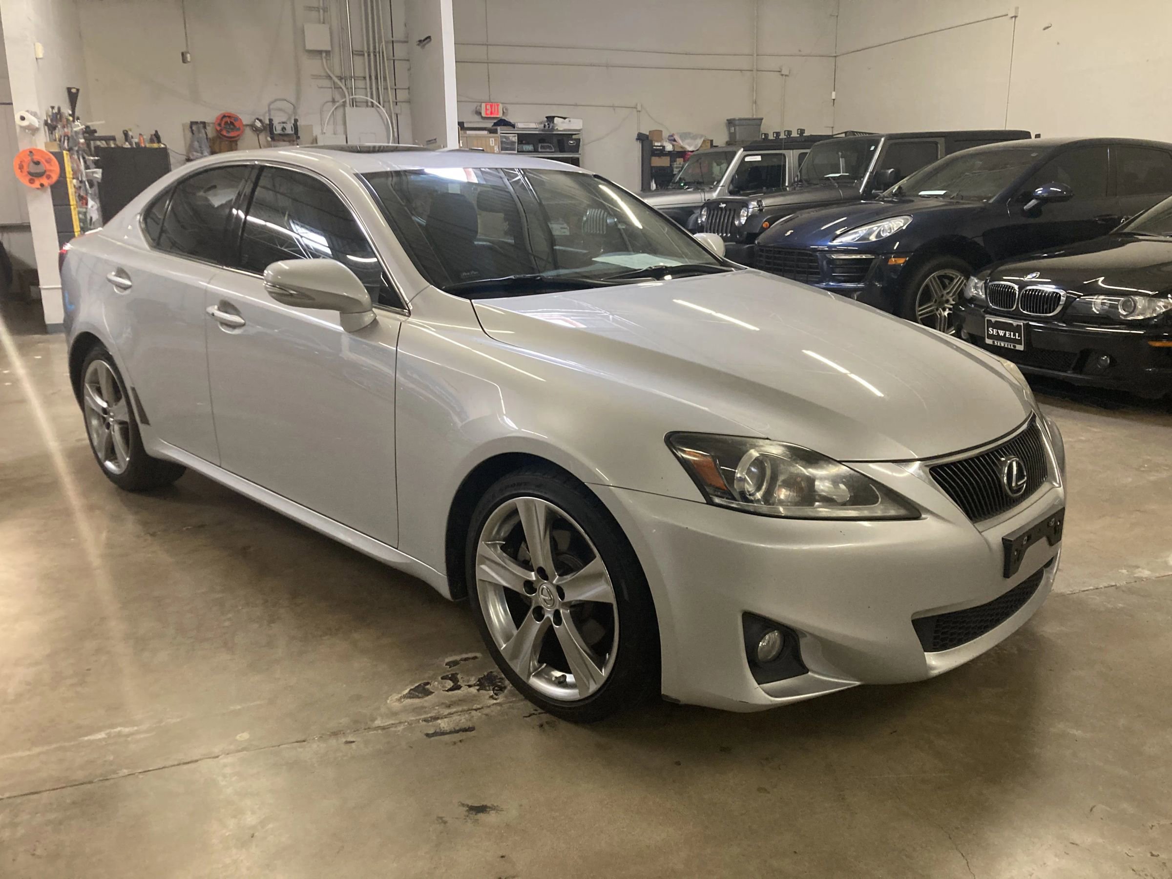 Used 2012 Lexus IS 250 w/ Premium Pkg Value Edition RWD image 3