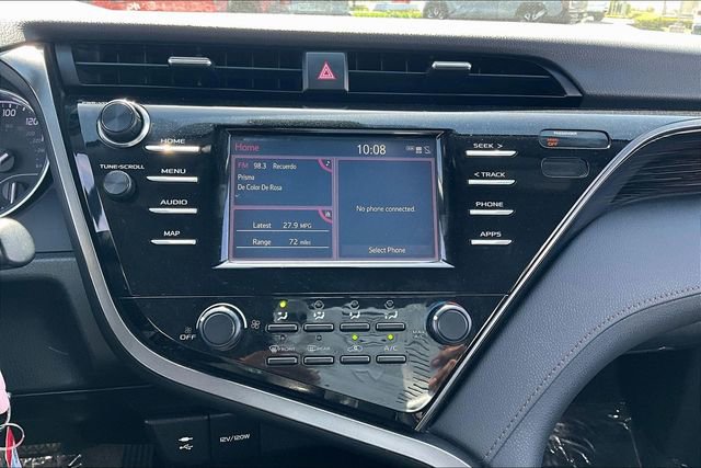 Used 2019 Toyota Camry LE image 14