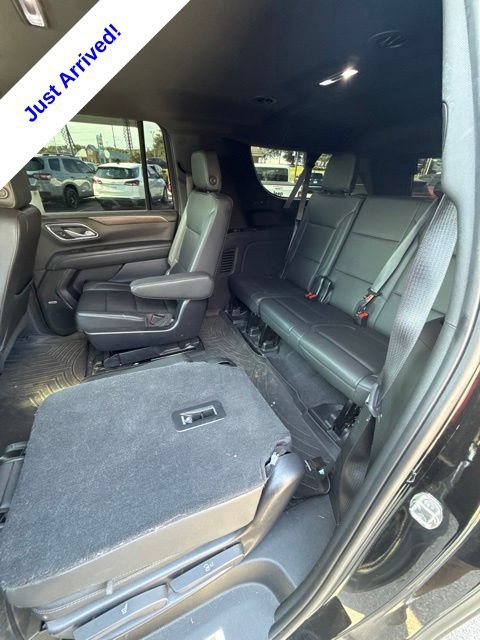 Used 2021 Chevrolet Suburban LT AWD/4WD image 17