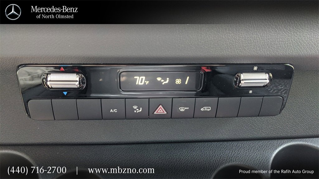 Used 2022 Mercedes-Benz Sprinter 3500 image 40