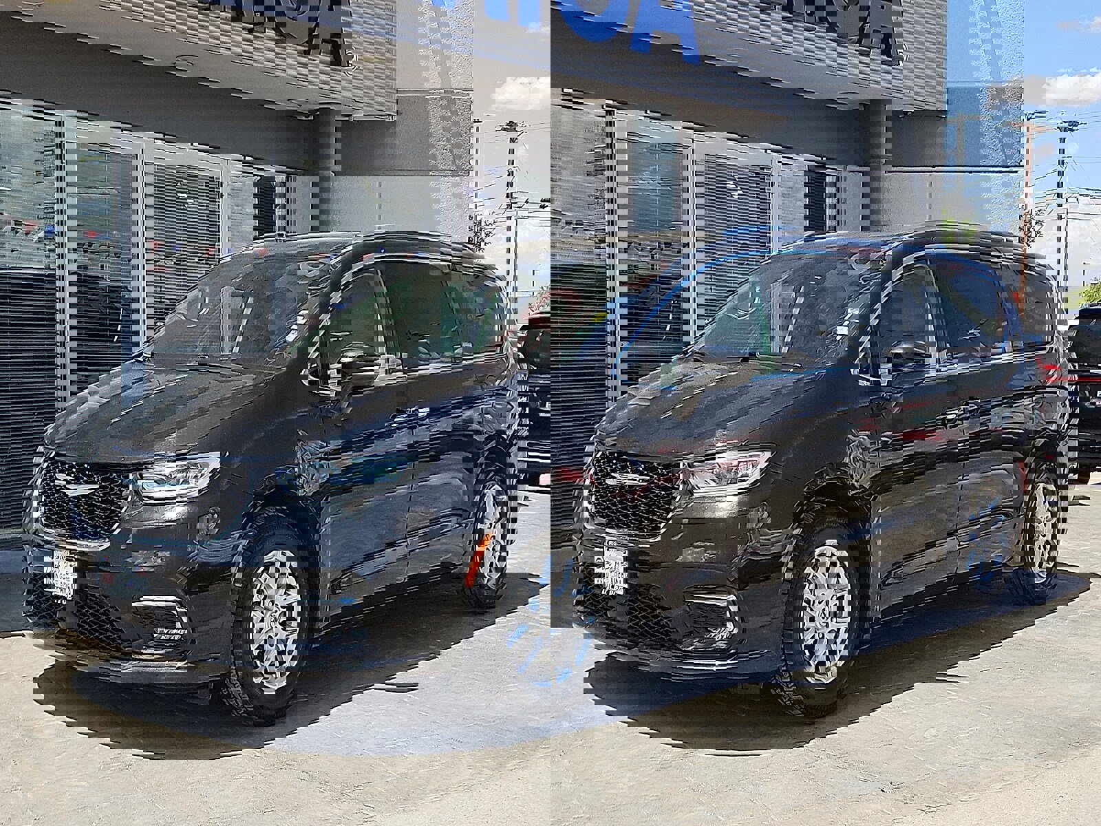 Used 2021 Chrysler Pacifica Touring-L image 2