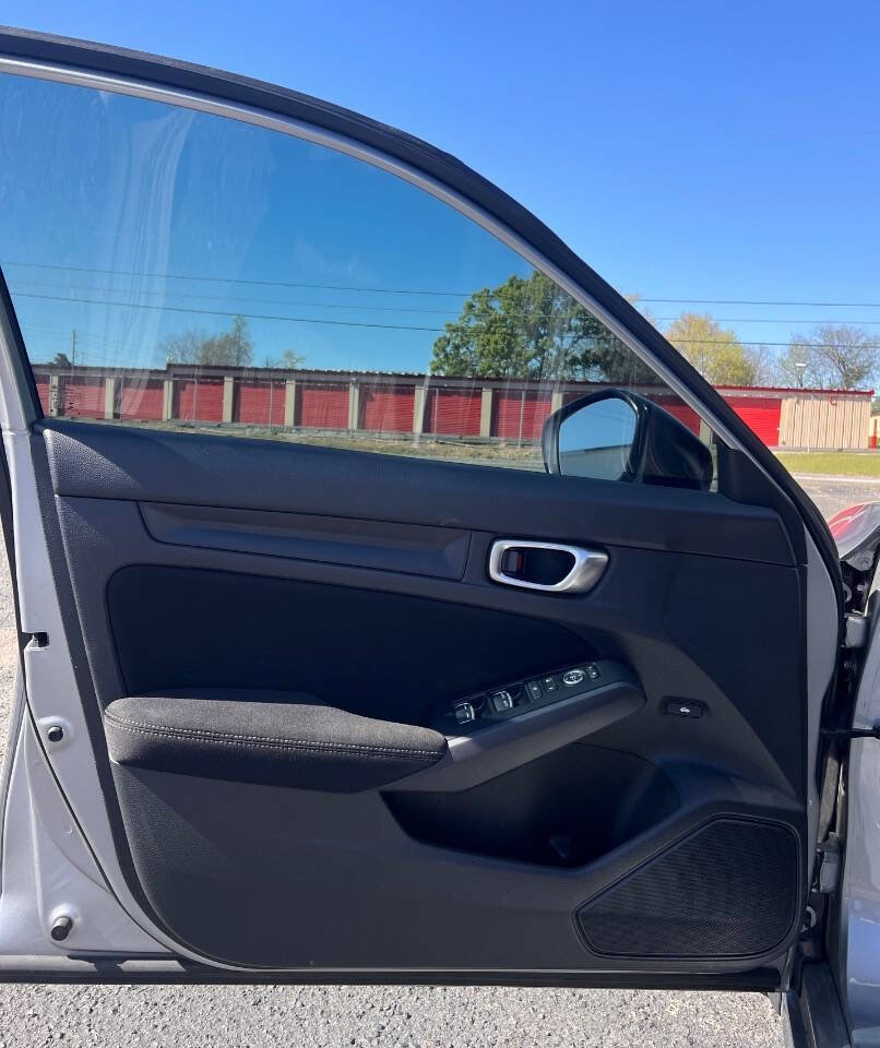 Used 2022 Honda Civic Sport image 12