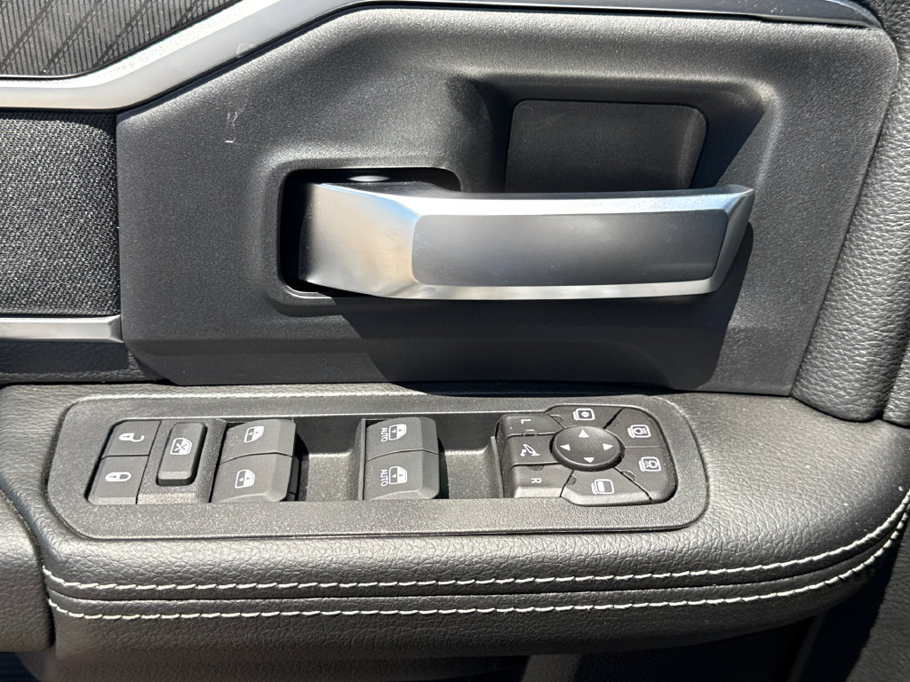 New 2026 RAM 2500 Big Horn AWD/4WD image 22