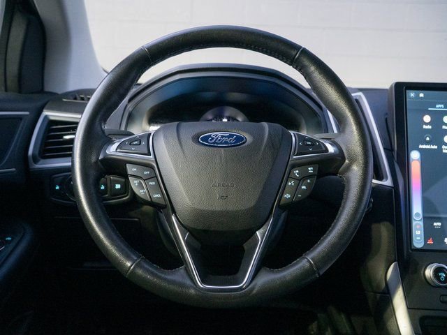 Used 2022 Ford Edge SEL image 23