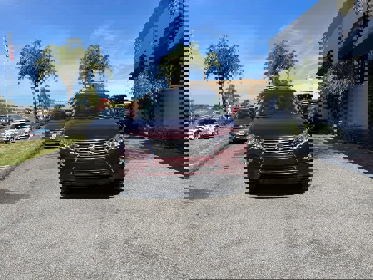 Used 2013 Lexus RX 350 FWD w/ Navigation Pkg image 2