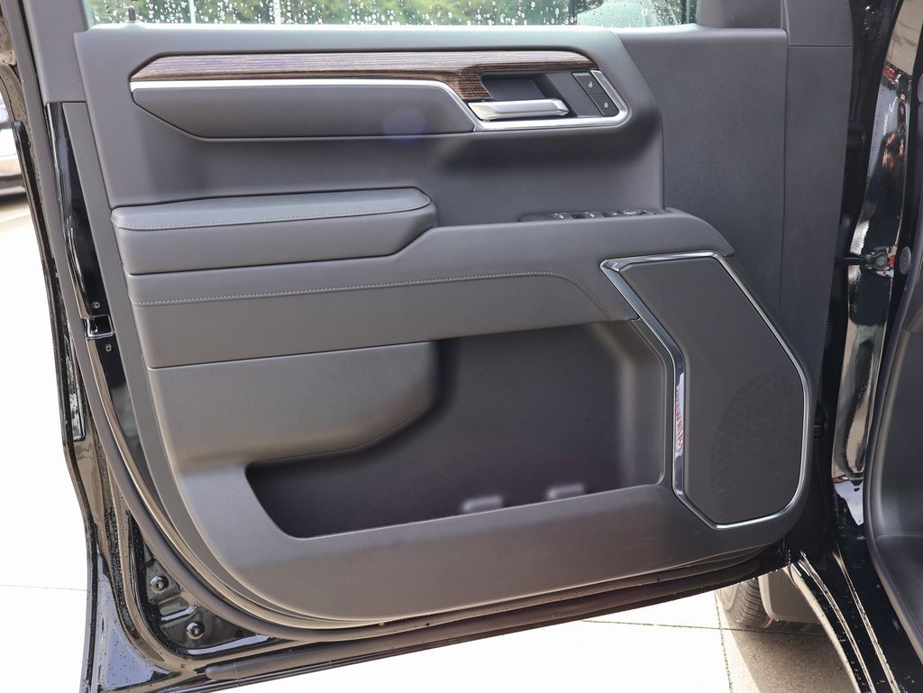 New 2026 GMC Sierra 1500 Elevation image 10