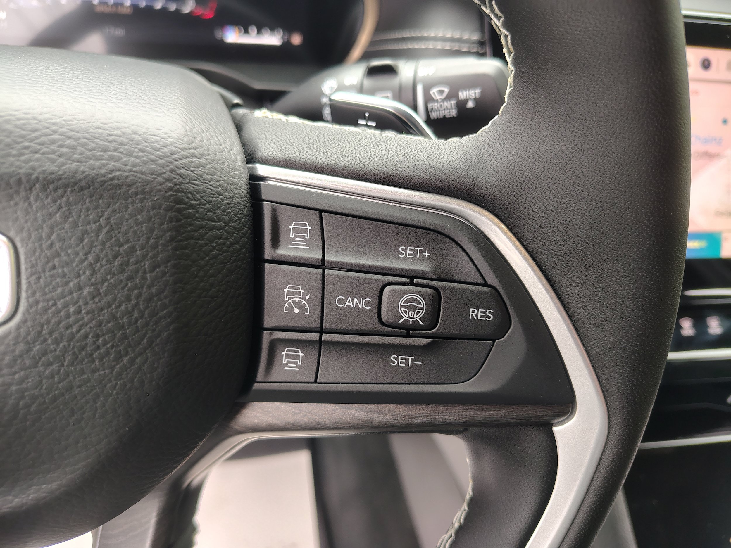 New 2026 Jeep Grand Cherokee L 4WD image 36