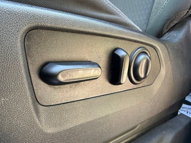 Used 2020 Chevrolet Silverado 1500 RST AWD/4WD image 19