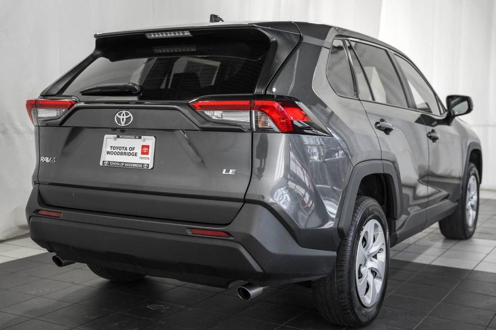 Used 2024 Toyota RAV4 LE image 4