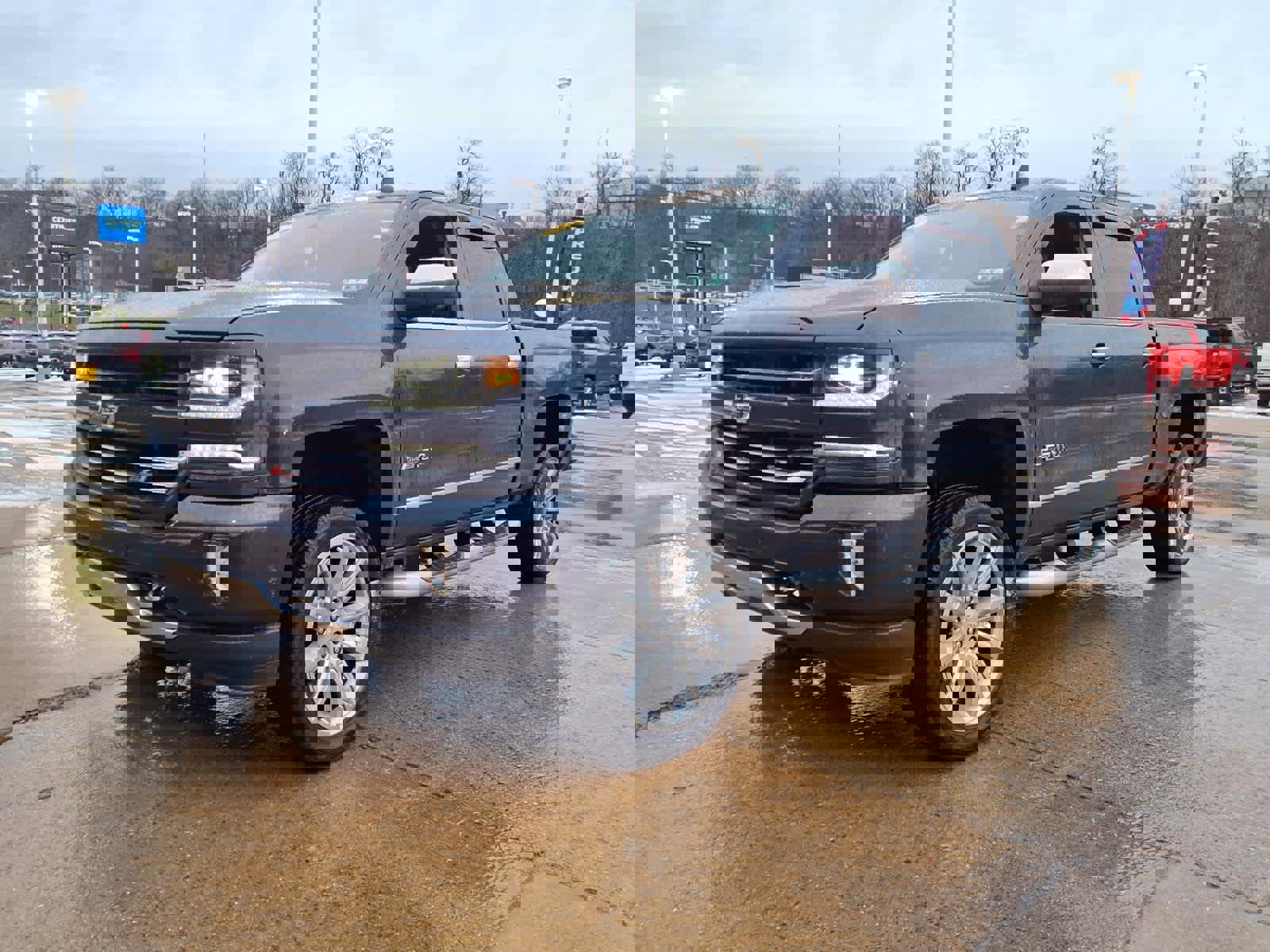 Used 2018 Chevrolet Silverado 1500 LTZ Z71 w/ Centennial Edition image 4