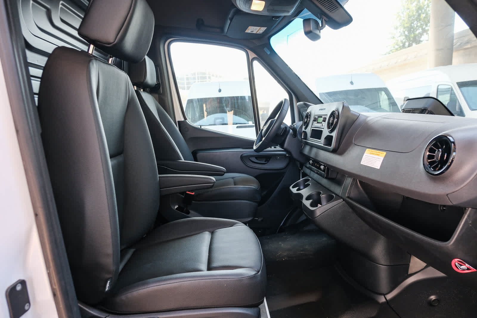 New 2025 Mercedes-Benz Sprinter 2500 image 18