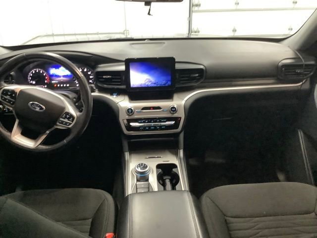 Used 2021 Ford Explorer XLT w/ Class III Trailer Tow Package image 14