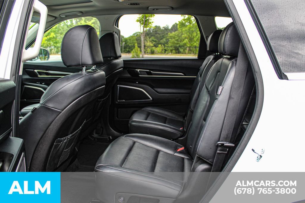 Used 2025 Kia Telluride S FWD image 18