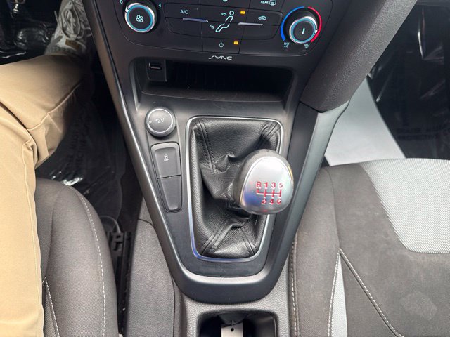Used 2016 Ford Focus ST FWD image 22