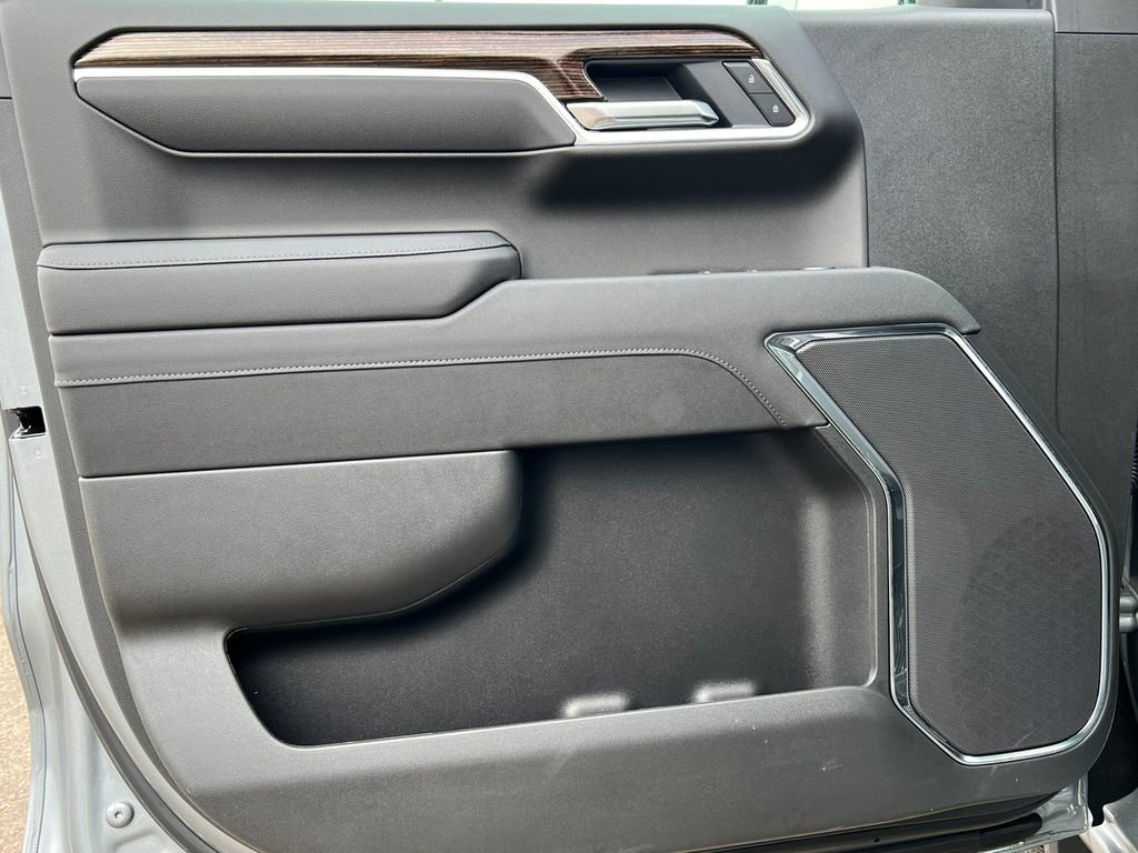 New 2026 GMC Sierra 1500 Elevation image 18