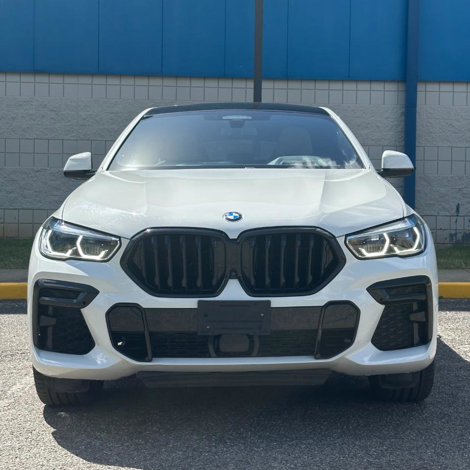 Used 2022 BMW X6 xDrive40i w/ Executive Package AWD/4WD image 2