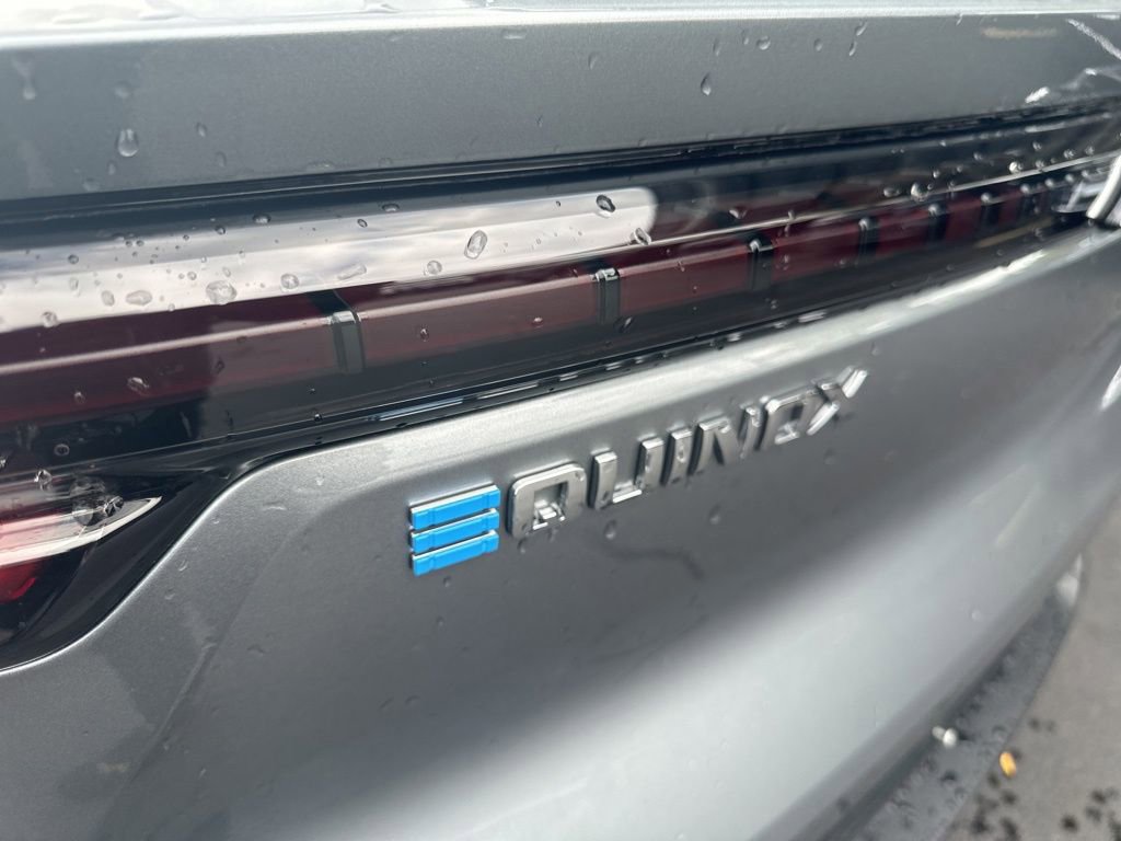 Used 2026 Chevrolet Equinox EV LT image 35