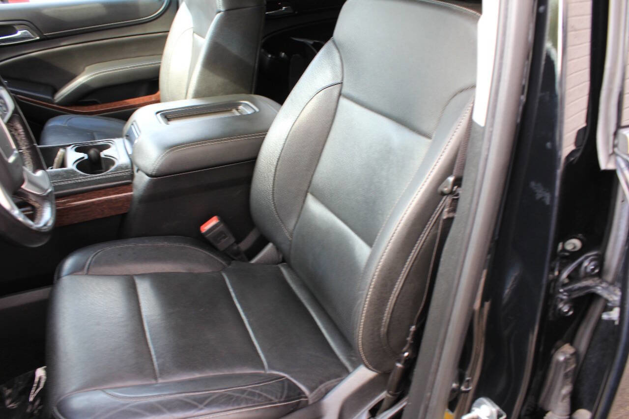 Used 2018 GMC Yukon SLT w/ HD Trailering Package image 12