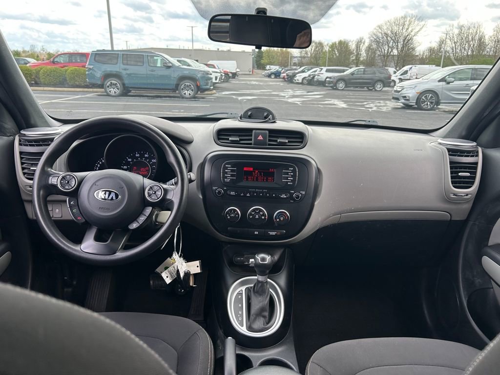 Used 2015 Kia Soul image 9