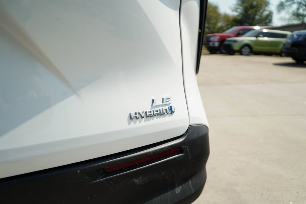 Used 2024 Toyota Sienna LE image 14