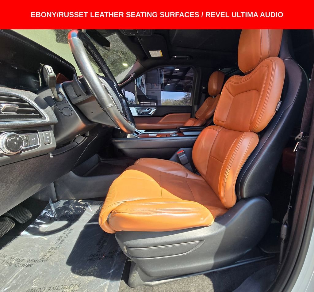 Used 2021 Lincoln Navigator Reserve AWD/4WD image 2